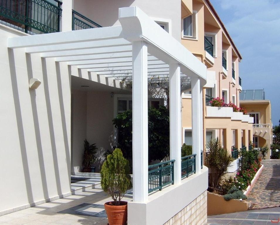 Alexia Beach Hotel Agia Marina  Ngoại thất bức ảnh