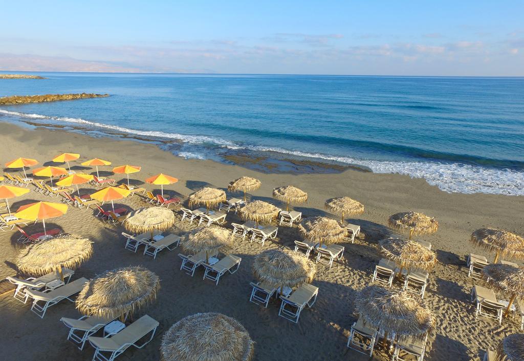 Alexia Beach Hotel Agia Marina  Ngoại thất bức ảnh