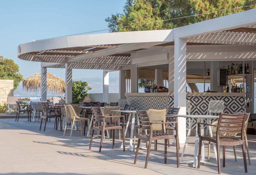 Alexia Beach Hotel Agia Marina  Ngoại thất bức ảnh